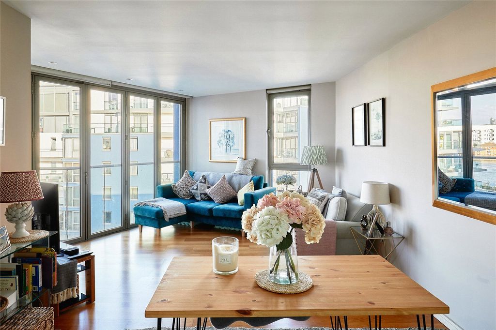 Property photo 1 of 12 Reception Room