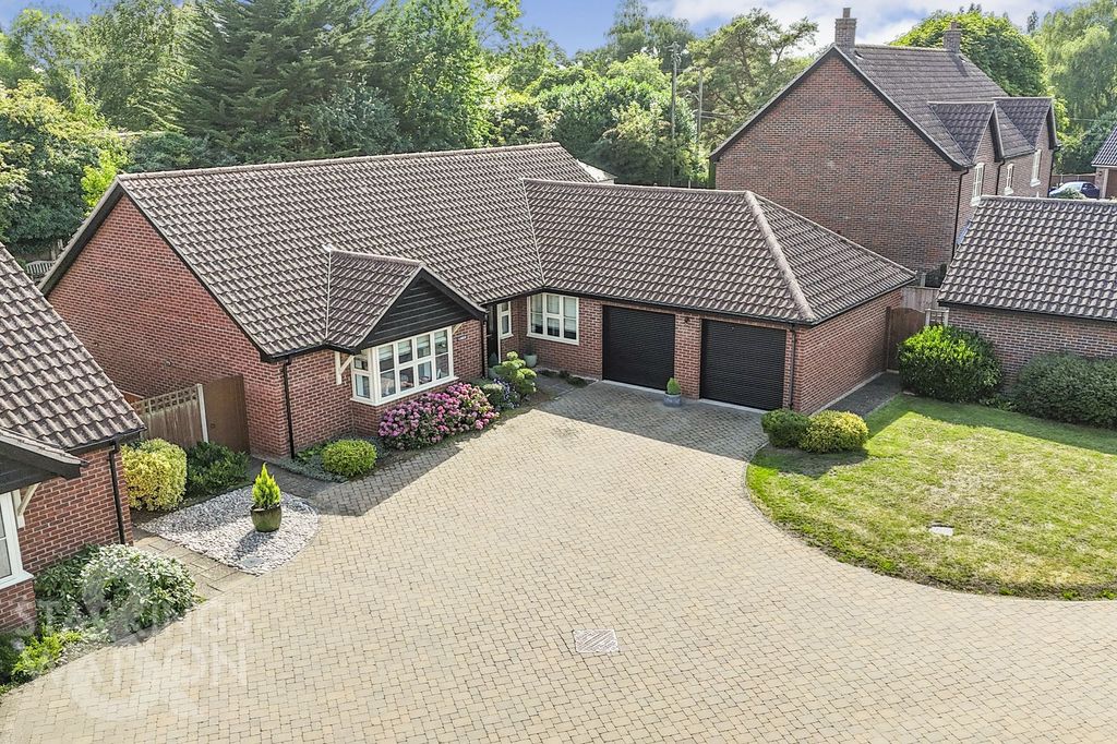 Property photo 1 of 27