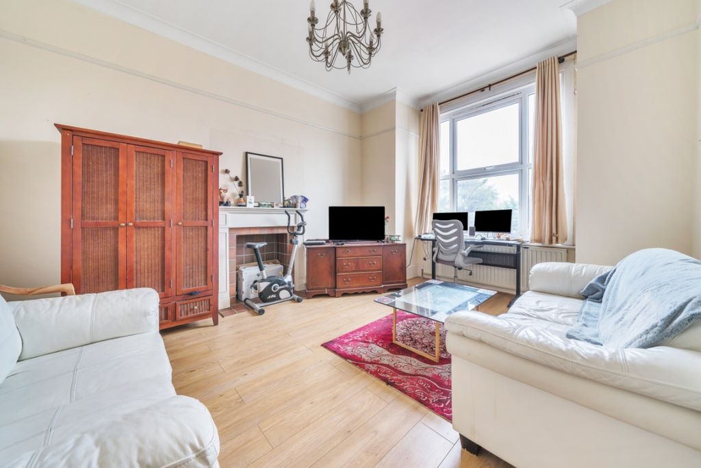 Property photo 2 of 6 932418 (2)