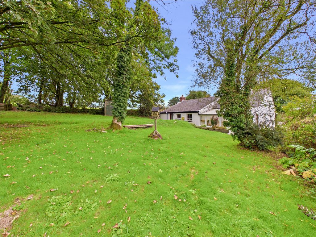 Property photo 2 of 27 Picture No. 08