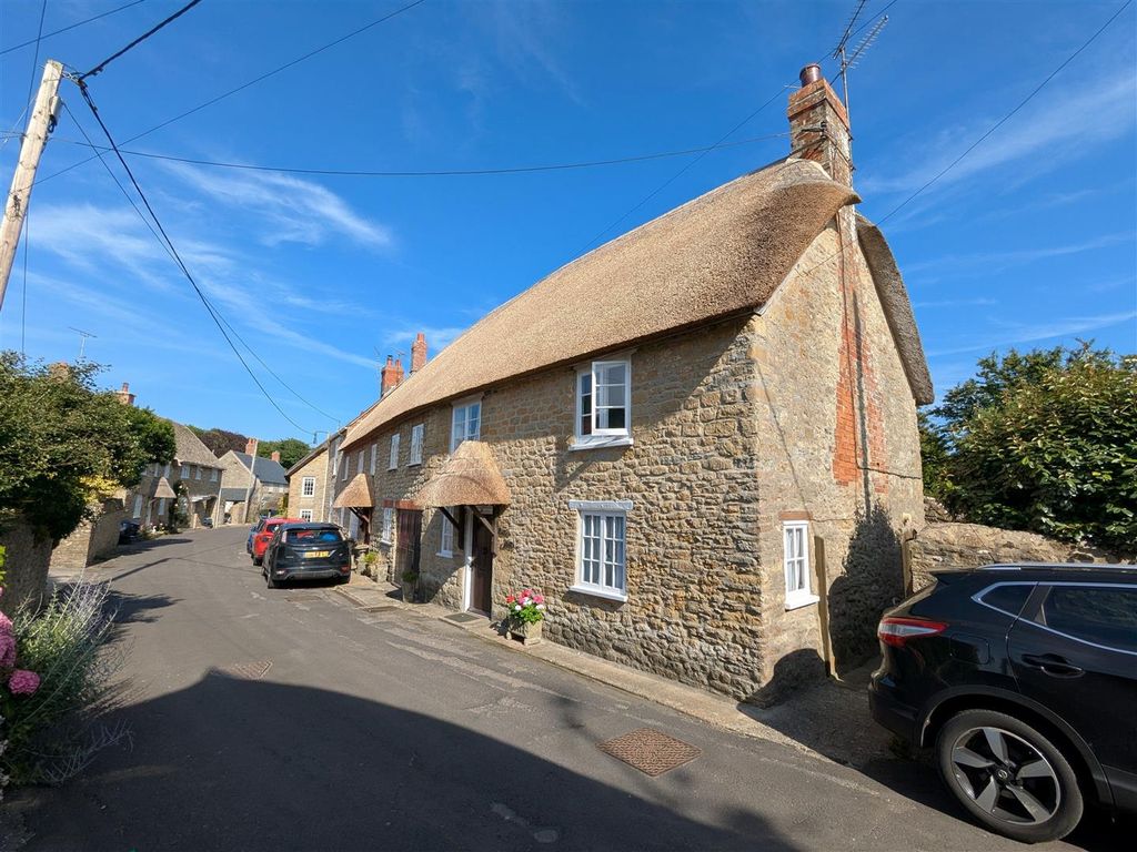 Property photo 1 of 13 4.Jpg