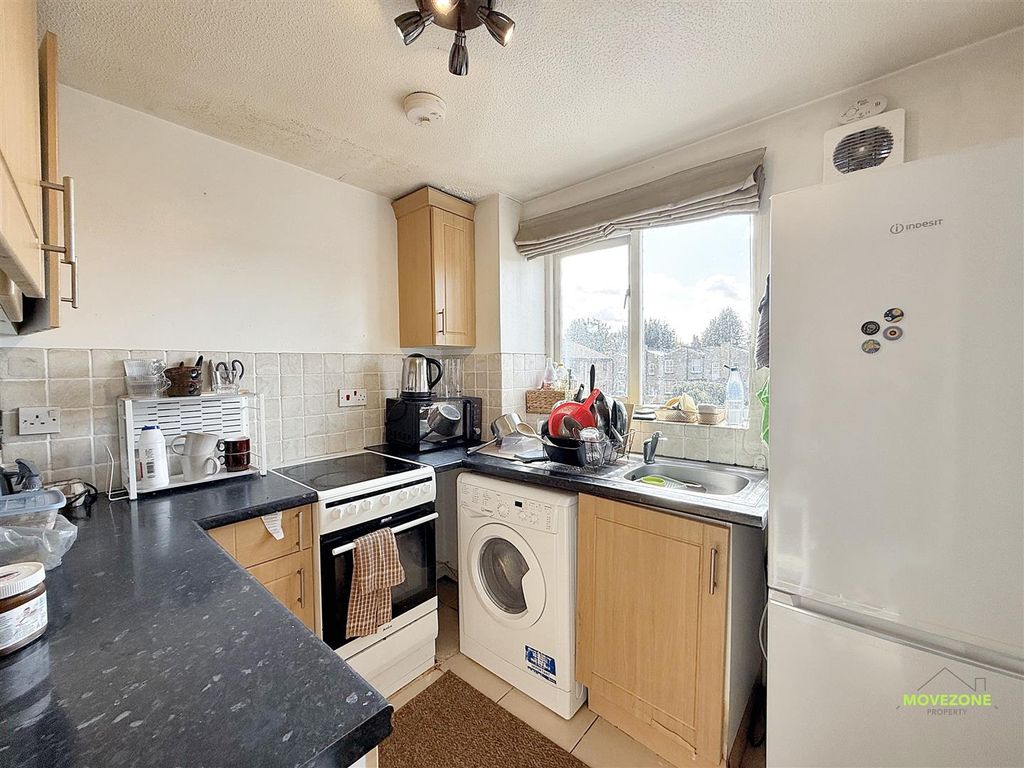 Property photo 3 of 7 Img_8995.Jpg