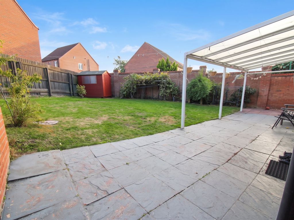 Property photo 2 of 13