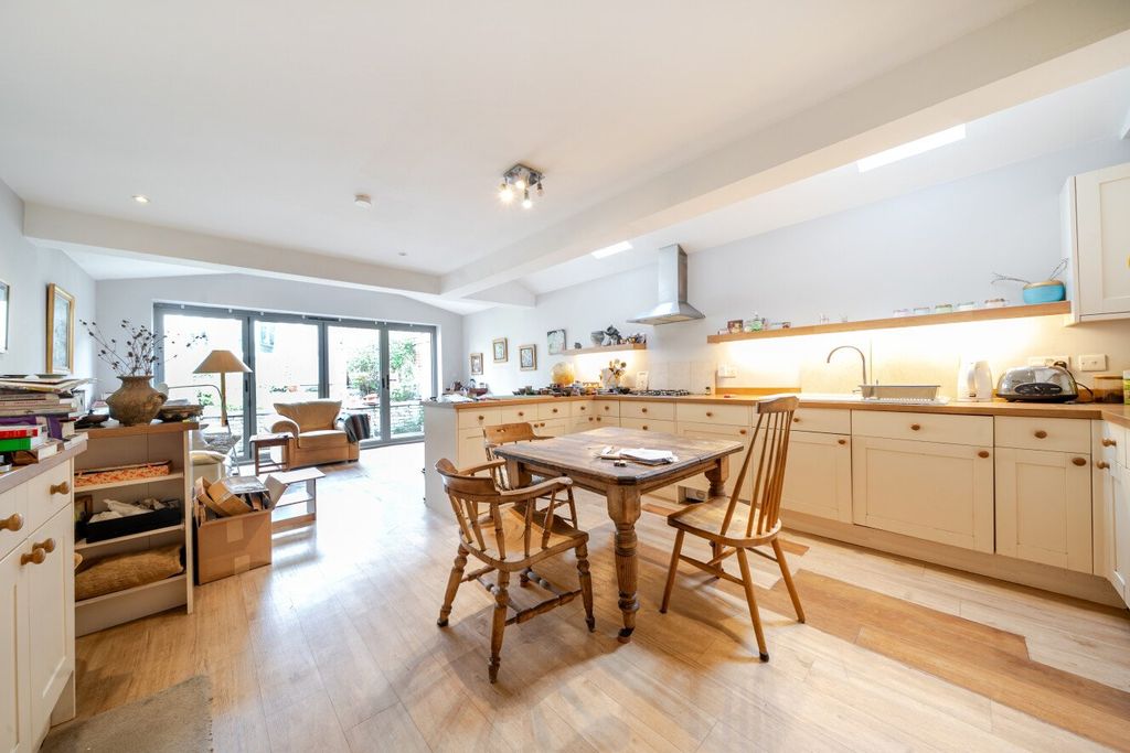 Property photo 3 of 20 Picture No. 20