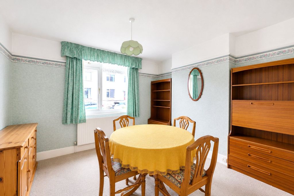 Property photo 3 of 13 Picture No. 21