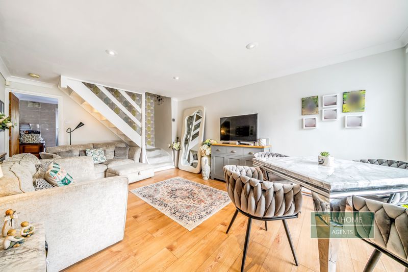 Property photo 3 of 20 Photo 14