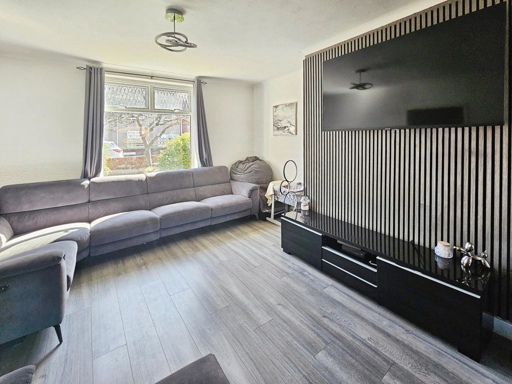 Property photo 2 of 12 Photo 10