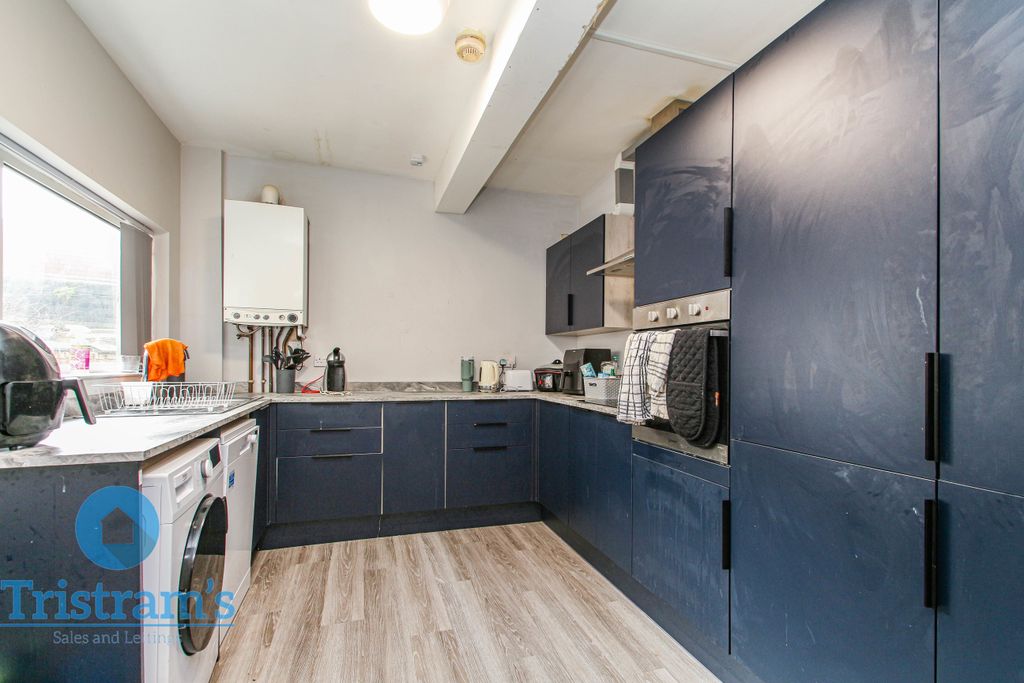 Property photo 2 of 21 Img_6015