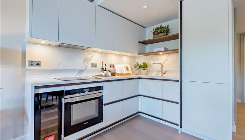 Property photo 3 of 6 3826204