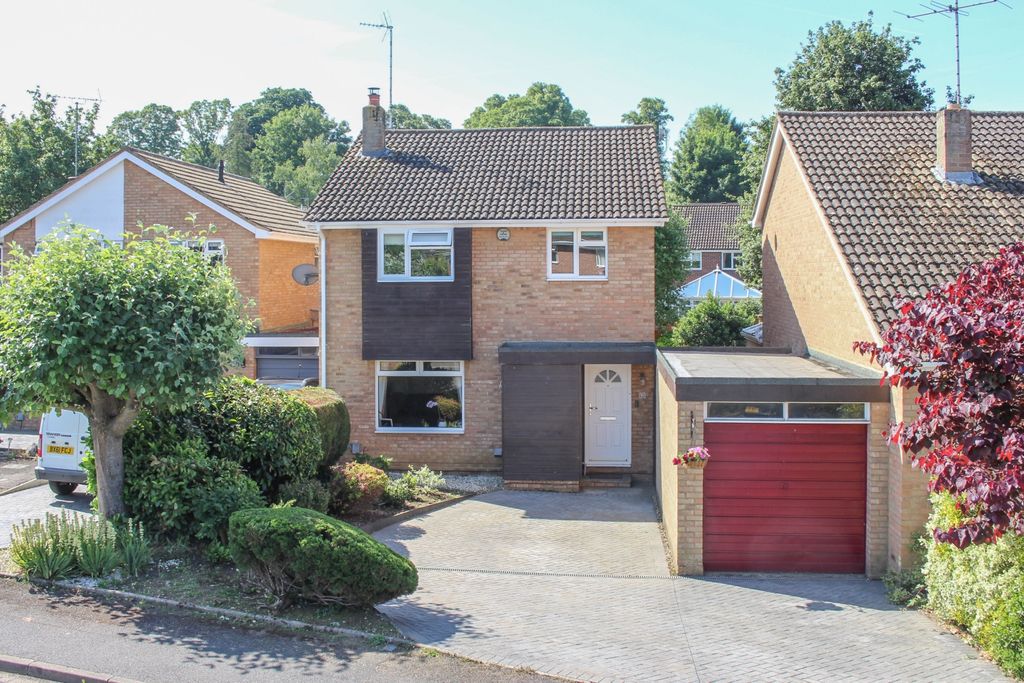 Property photo 1 of 14 Front House