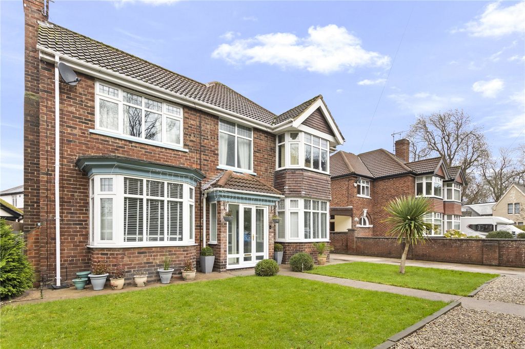 Property photo 1 of 29 Picture No. 32