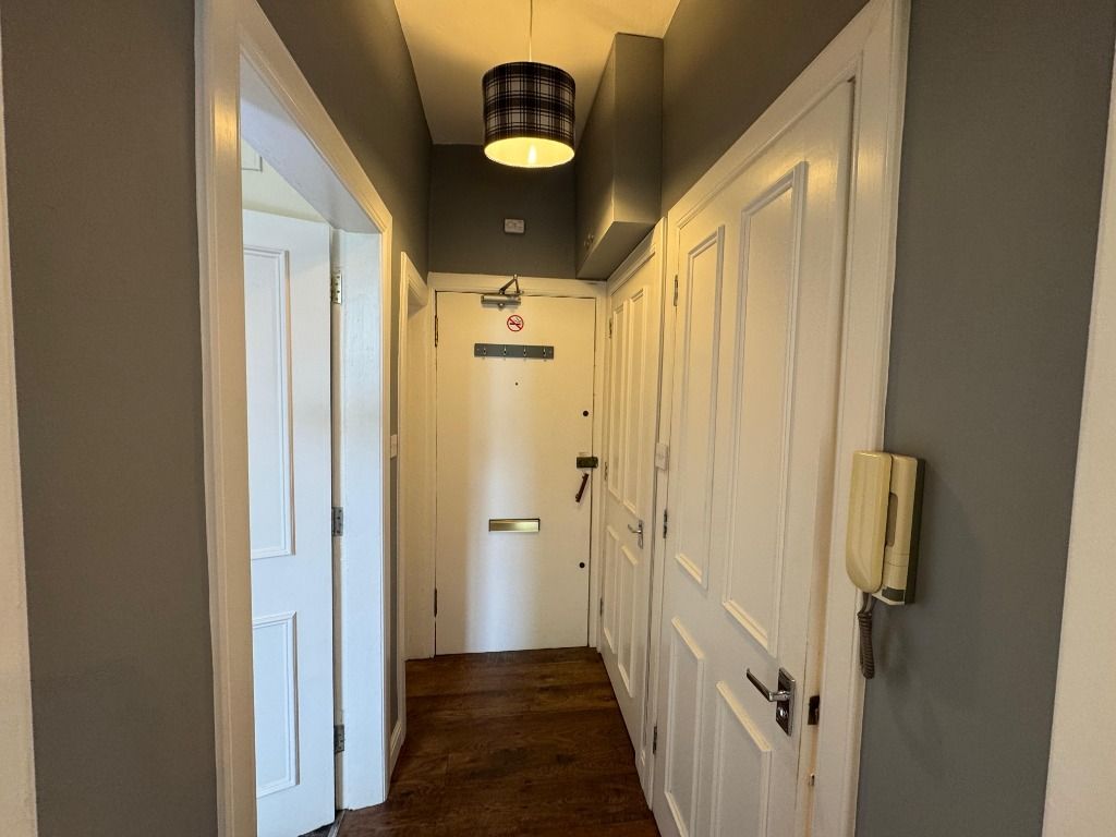 Property photo 2 of 9 Photo 2