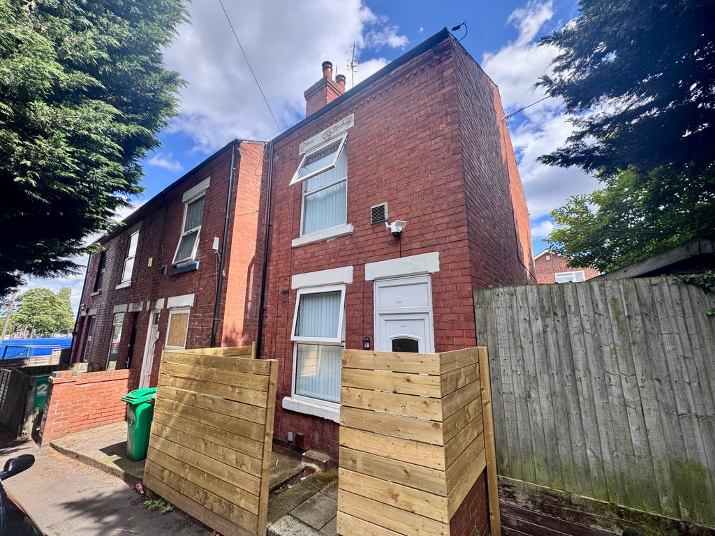 Property photo 1 of 13