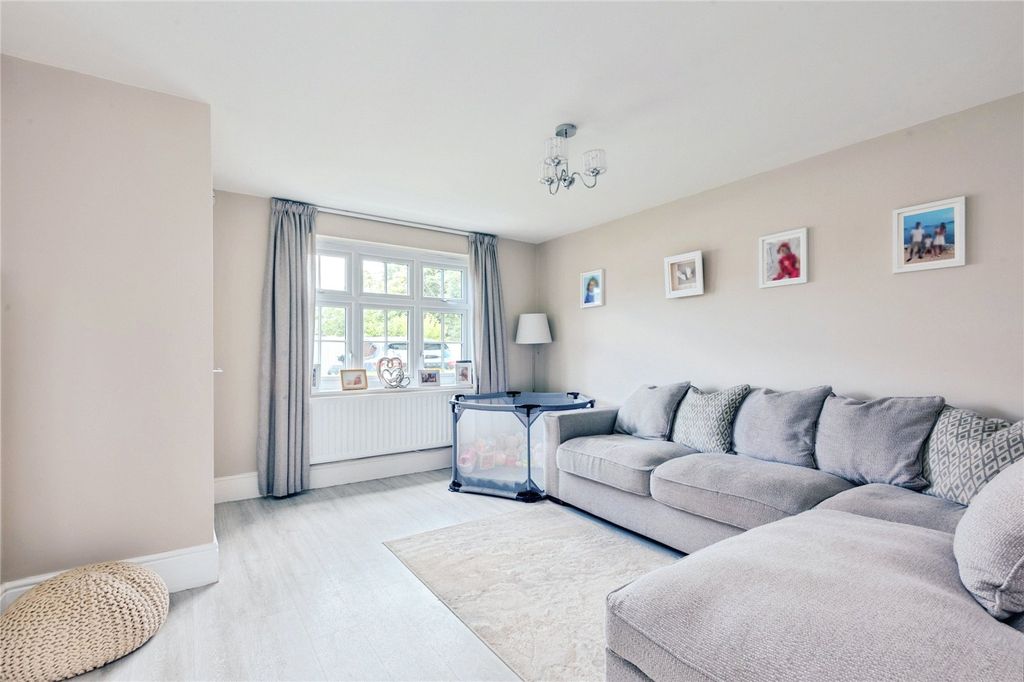 Property photo 2 of 17 Picture No. 09