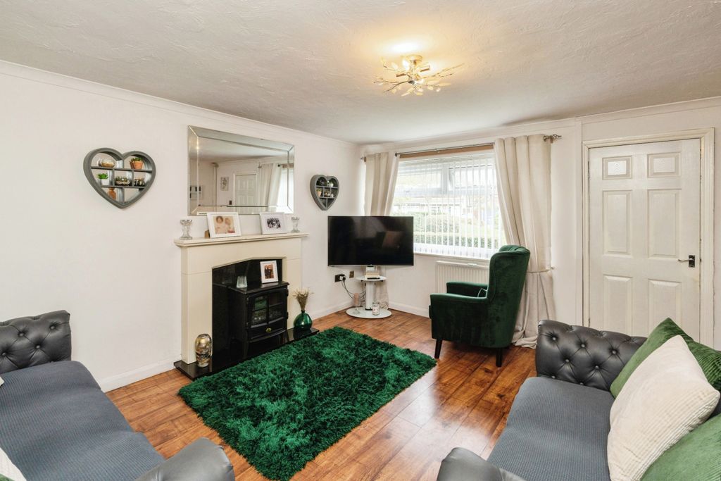 Property photo 2 of 15 Photography