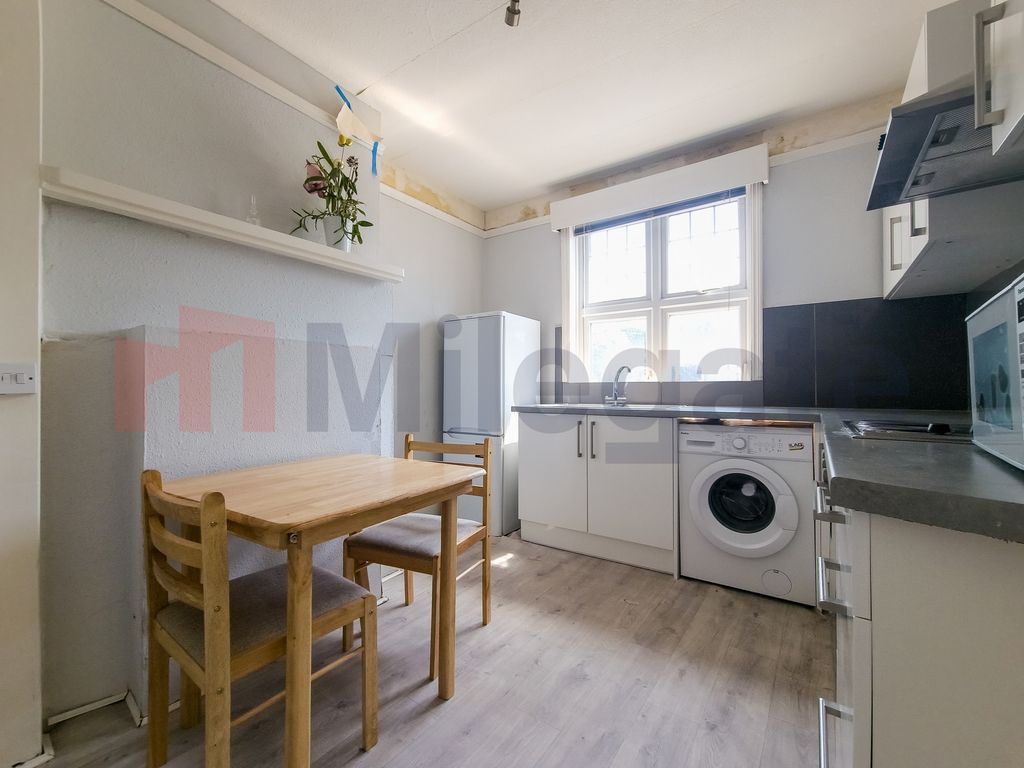 Property photo 2 of 5 Photo 2