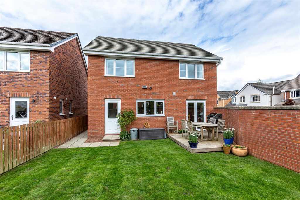 Property photo 2 of 27 31 Weavers Linn Tweedbank 52.Jpg