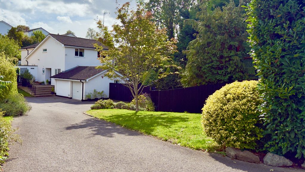 Property photo 1 of 21