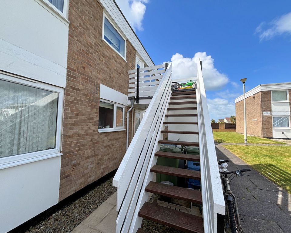 Property photo 3 of 31