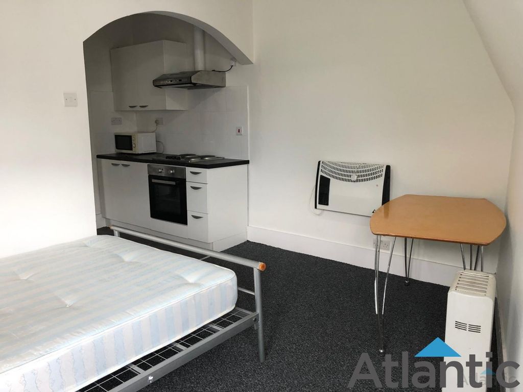 Property photo 2 of 5 Gallery