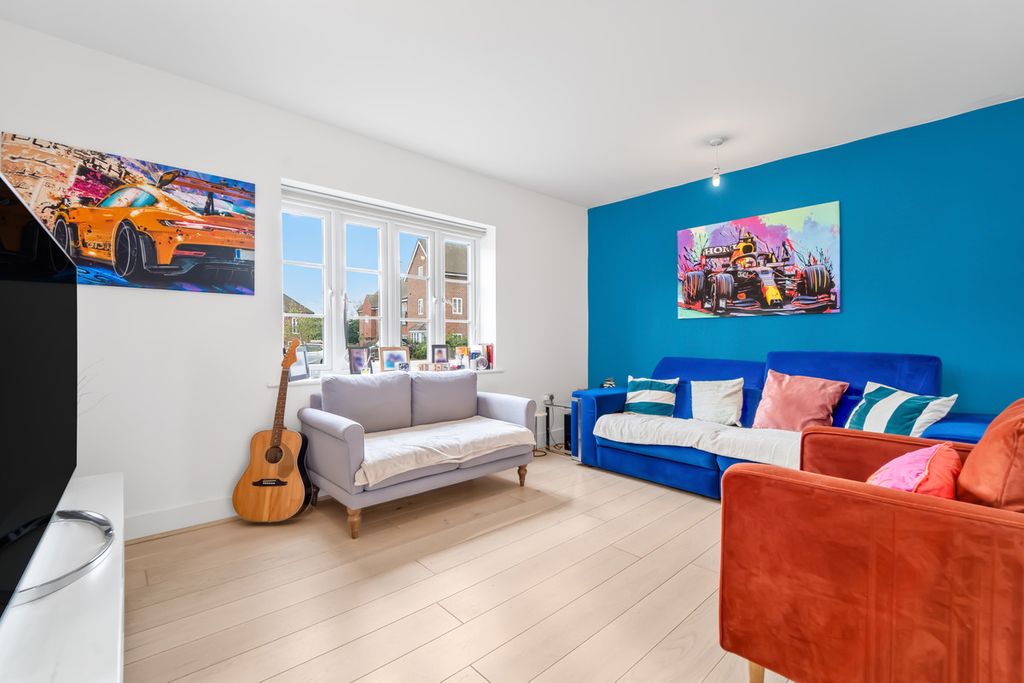 Property photo 1 of 24