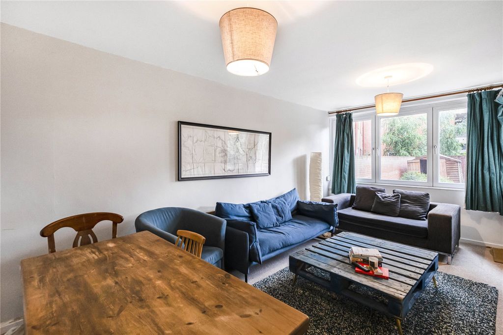Property photo 1 of 18 Reception Room
