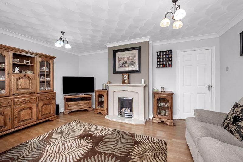 Property photo 2 of 14 Sitting Room