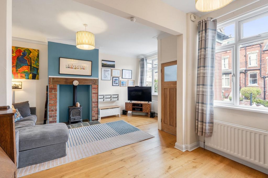Property photo 3 of 18 3.Jpg
