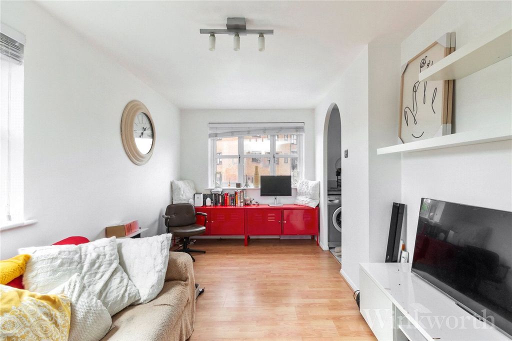 Property photo 2 of 9 Picture No. 04