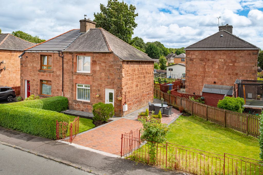 Property photo 1 of 25