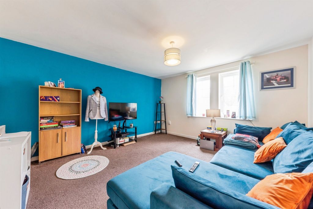 Property photo 3 of 14