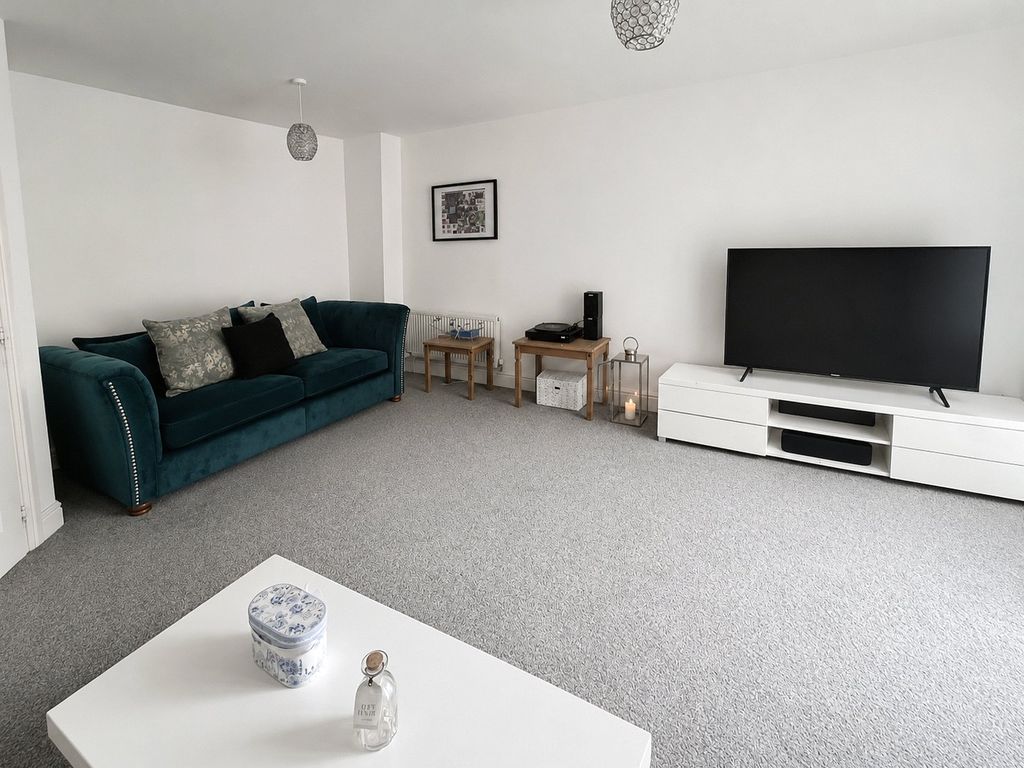 Property photo 3 of 12 Picture No. 29