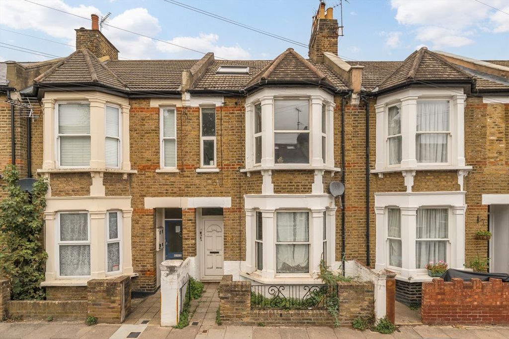 Property photo 1 of 7
