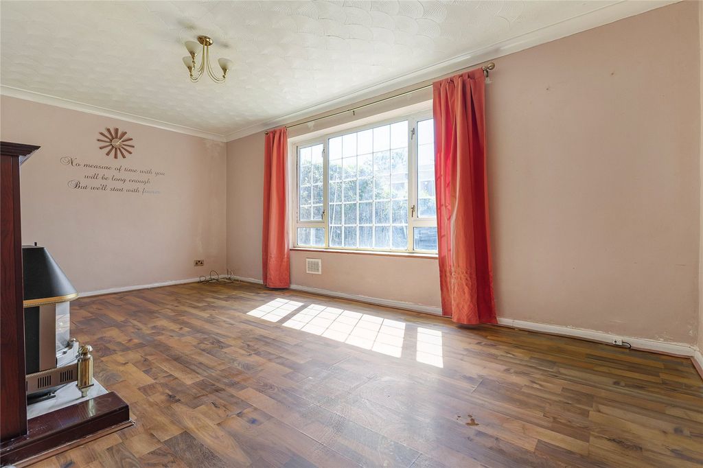 Property photo 3 of 15 Picture No. 14