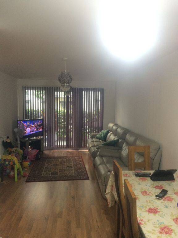 Property photo 2 of 11
