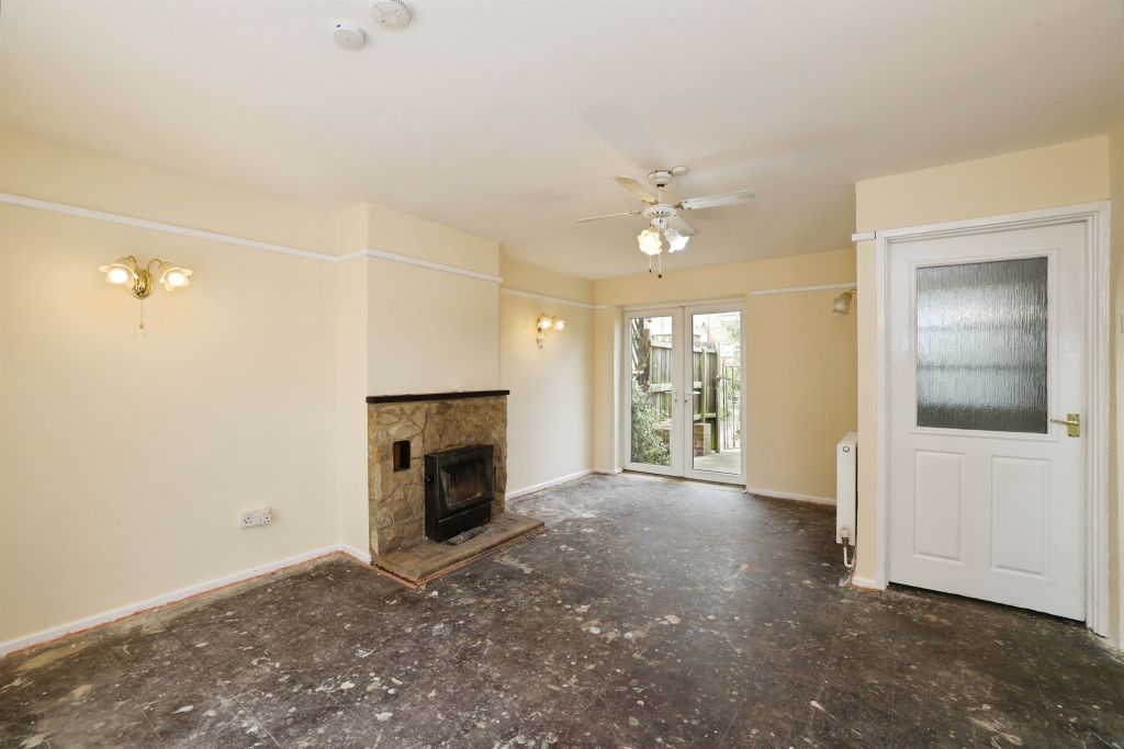 Property photo 2 of 30
