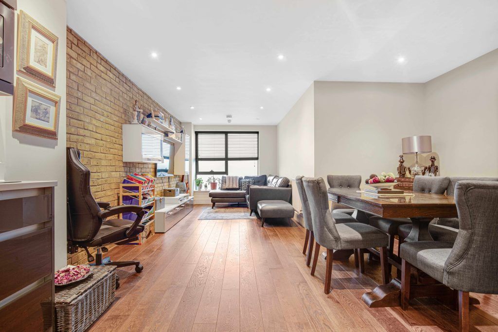 Property photo 1 of 19