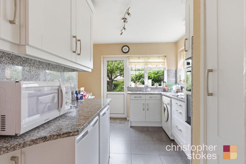 Property photo 2 of 16 5131786