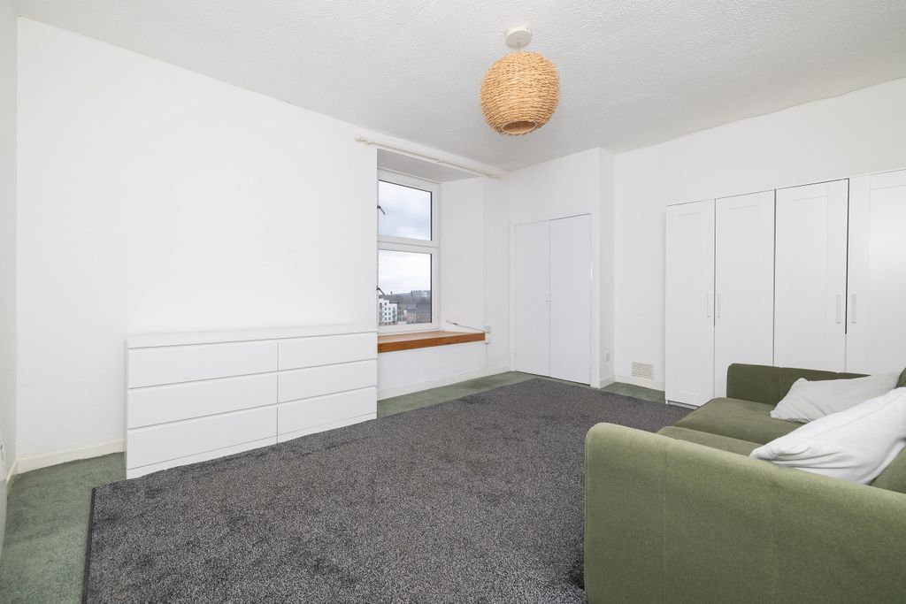 Property photo 3 of 7 Photo 3