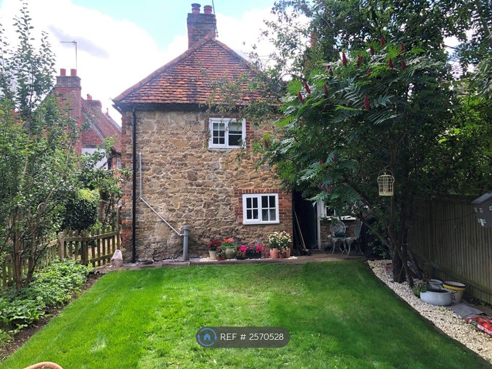Property photo 2 of 9