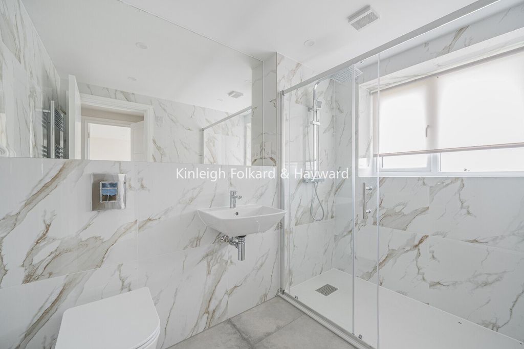Property photo 3 of 6 Picture No. 05
