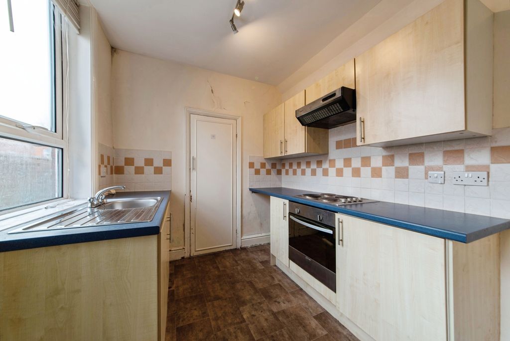 Property photo 2 of 17 Pbox-Img.Jpg