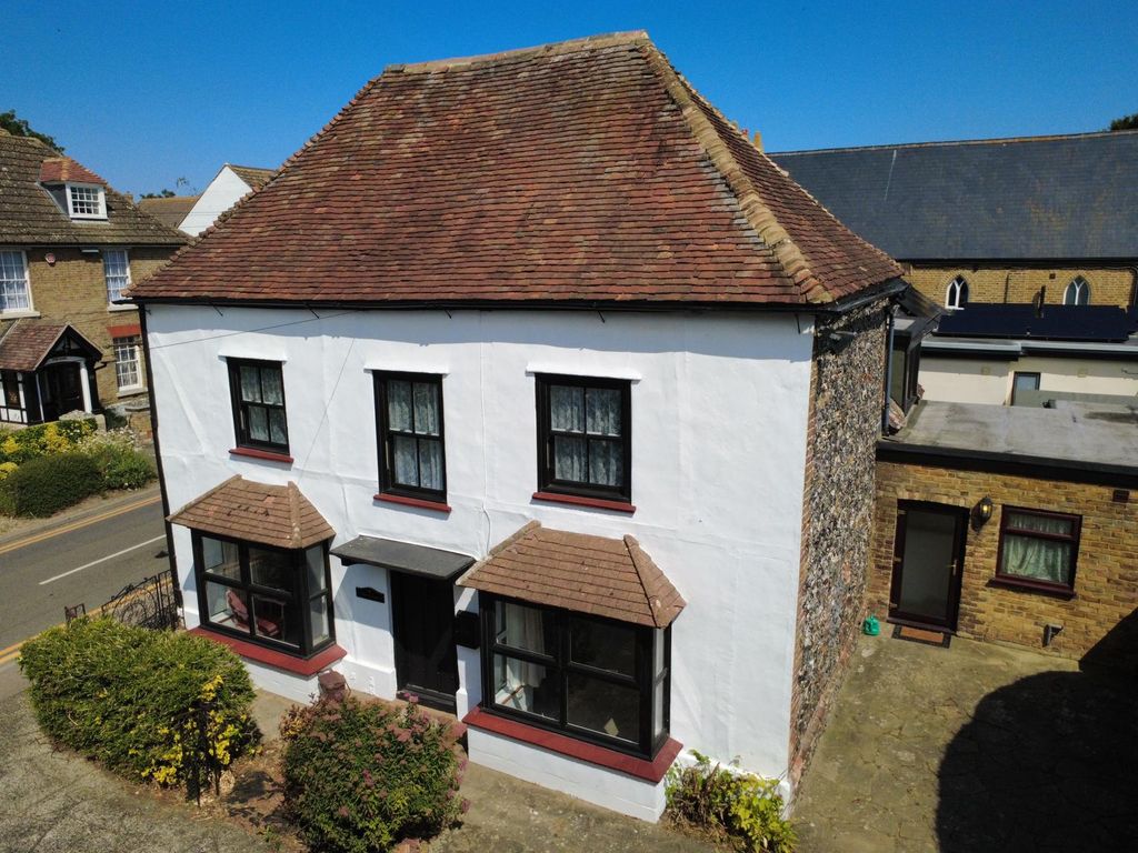 Property photo 1 of 27