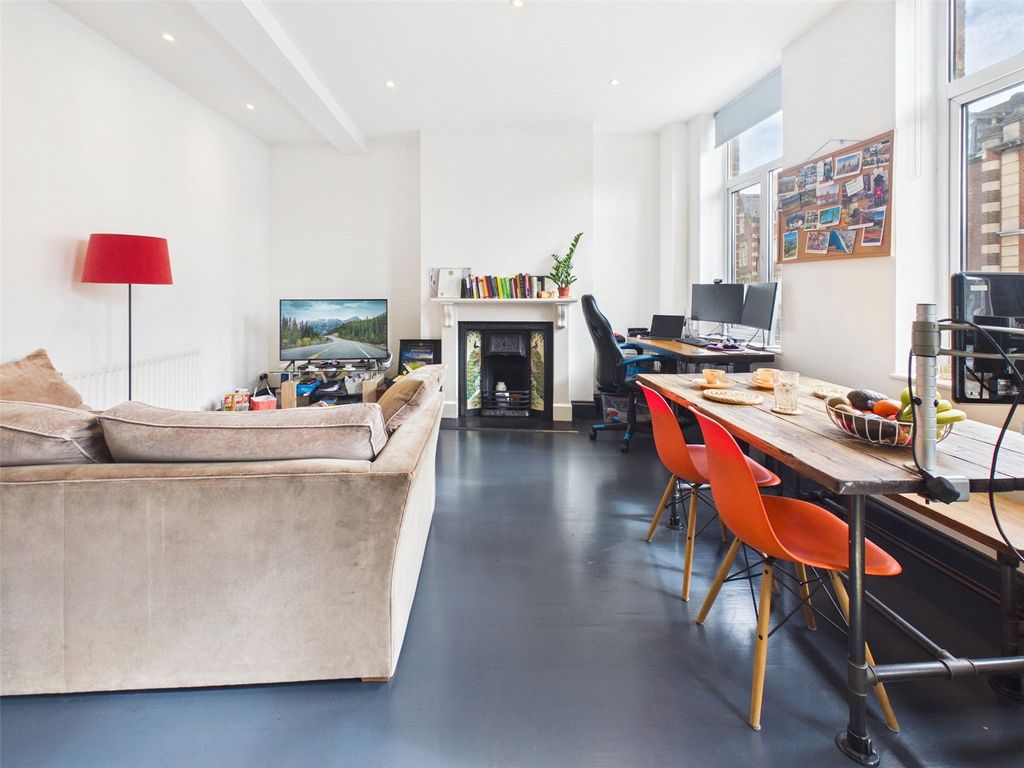 Property photo 2 of 9 Picture No. 09