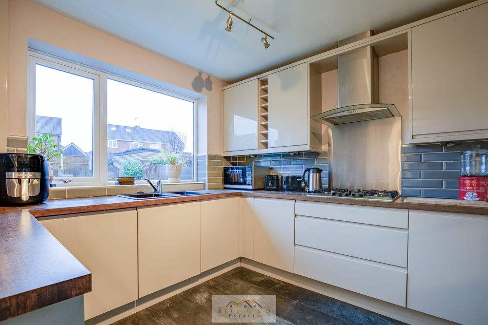 Property photo 2 of 28 Kitchen 1.1