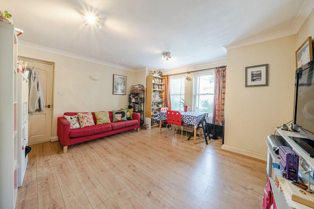 Property photo 1 of 12 Picture No. 04