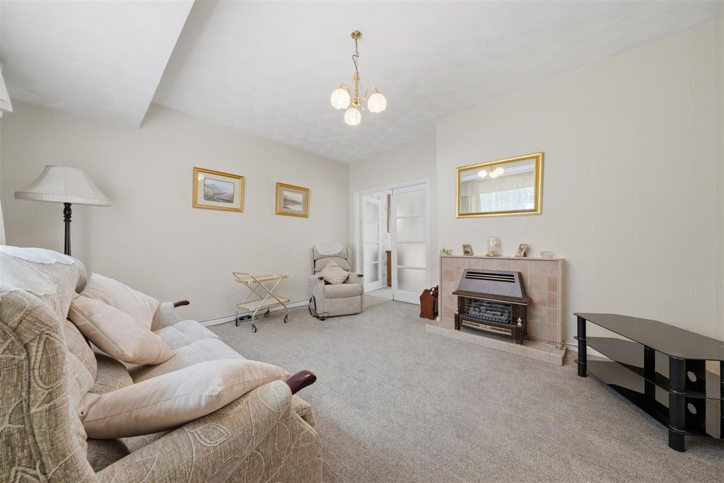 Property photo 2 of 24 2