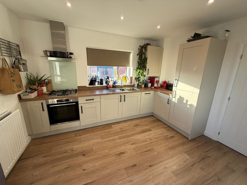 Property photo 2 of 9 Img_9244