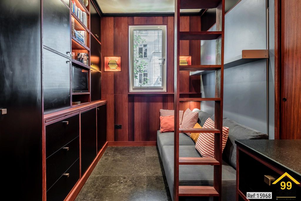 Property photo 3 of 19 Photo 2