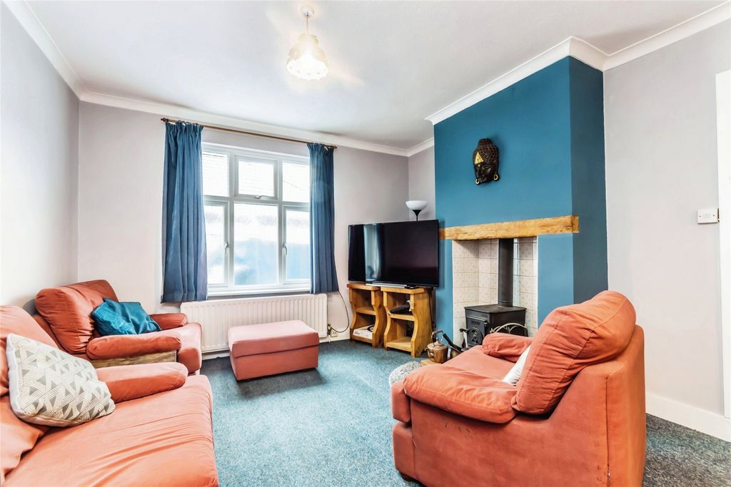 Property photo 2 of 18 Picture No. 02